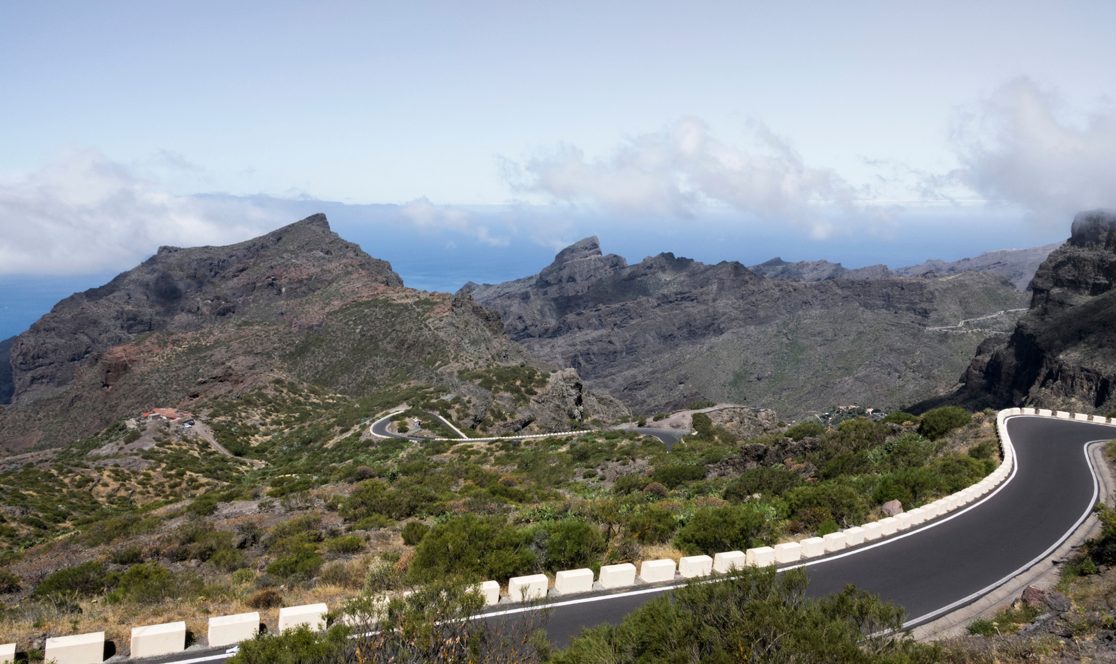 Bara Gali forest road